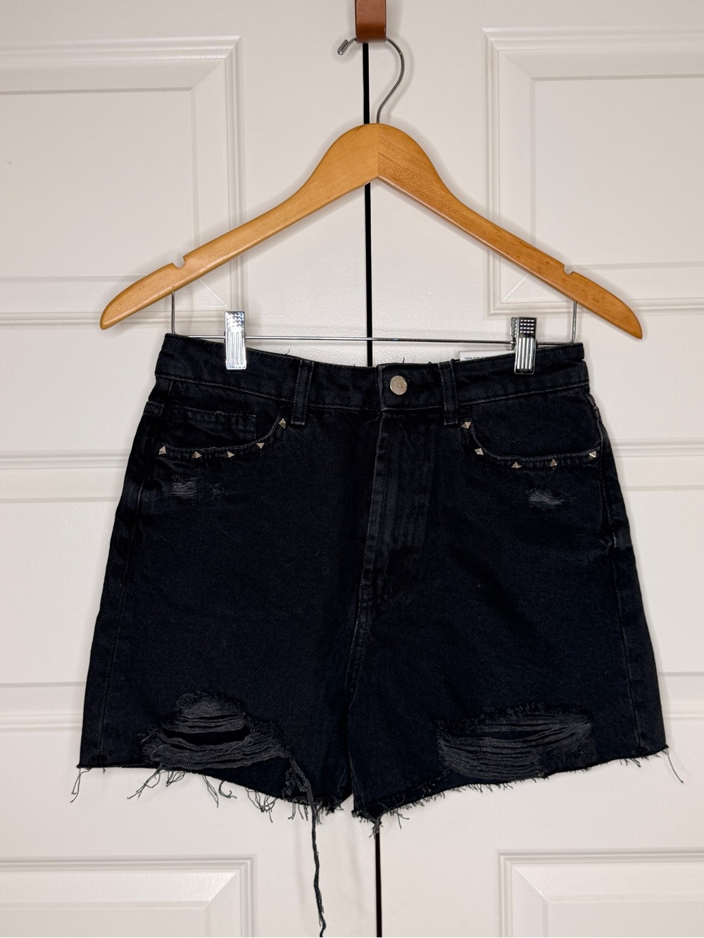 NWT Zara Black Distressed Women's Denim Shorts